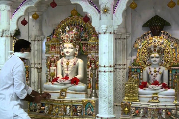 Pin by Harsh Sha on Jain God Aangi | Jain temple, Jainism, Mandir decoration